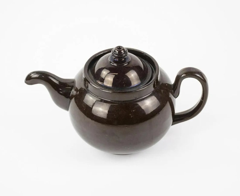 Alcock Lindley & Bloore England Ceramic Teapot. image 2