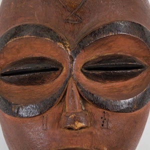 Antique African Hand Carved Mask image 4