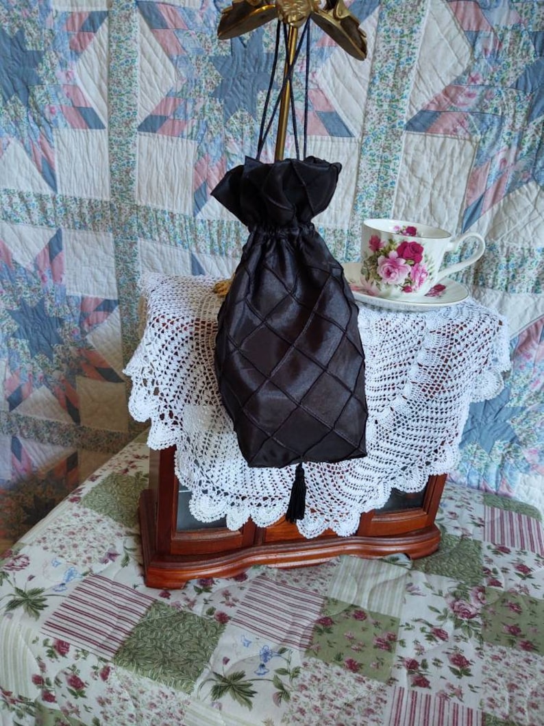 Vintage Handbags, Purses, Bags *New*     Reticule drawstring bag 19th Century Victorian purse Evening Civil War Edwardian Regency Mourning 1820s & up Ladies Ditty Bag  AT vintagedancer.com