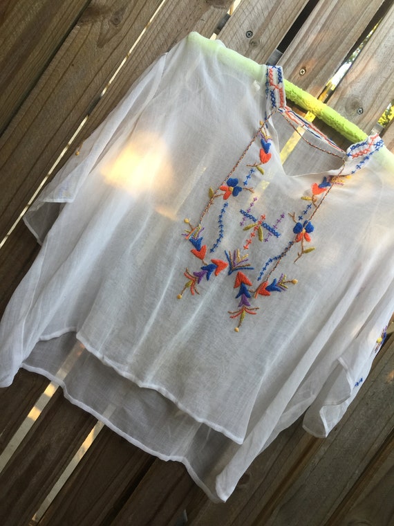 Vintage 1950’s gauze embroidered blouse