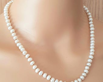 Beautiful natural pearl necklace, all sizes available