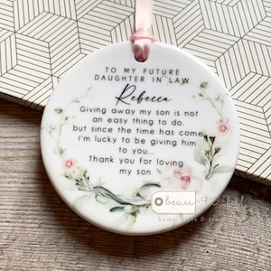 Personalised Future Daughter in law Bride Thank you Quote Pink Floral wreath ceramic Round Decoration Ornament Wedding Keepsake