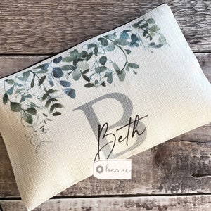Personalised Name and Initial.. Botanical Greenery Design Linen Style Make up Bag Birthday Gift for Mum Friends Sister Aunt