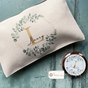 Nombre personalizado e inicial.. Eucalipto Diseño geométrico verde Estilo de lino Bolsa de maquillaje Taza con espejo Regalo de cumpleaños para mamá, amiga y hermana