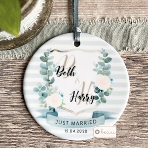 Personalised Just Married Names Mr & Mrs Wedding Floral Greenery Crest Ceramic Round Decoration Ornament Keepsake