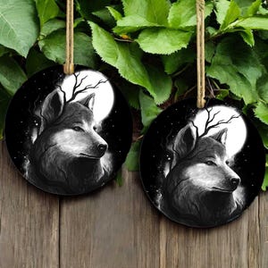 Wolf Moon Ornament – Black and White Ceramic Christmas Gift for Nature Lovers, Forest Animal Decor