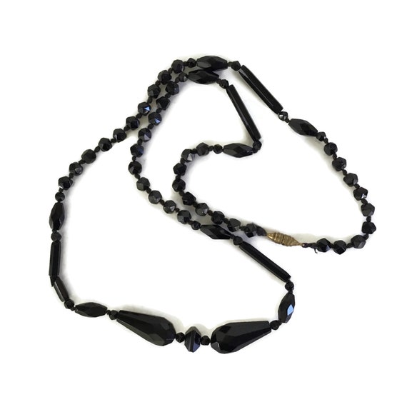 VTG 30’s-40’s Jet Black Graduated Faceted Glass Be
