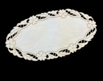 Vintage Linen Doily, NOS, Hand Embroidered in Madeira Portugal, Leacock Quality Linens