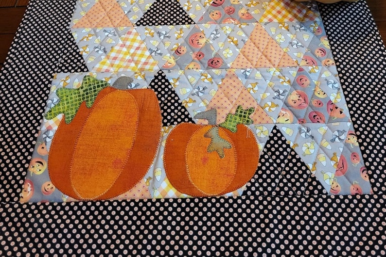 Sweet Treats Table Topper pattern, Halloween, pumpkin, fall, machine applique, fall colors, quick and easy, 17x35 inches image 1