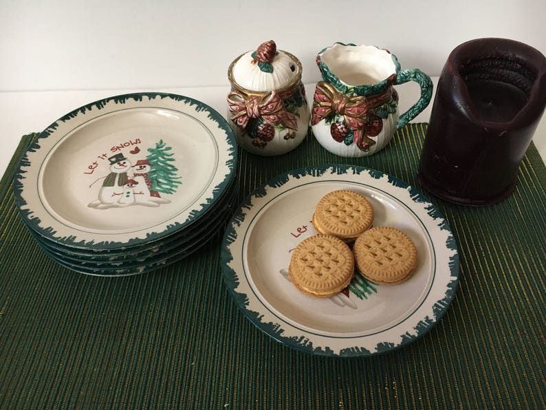 6 Snowmen Green Sponge design Holiday Plates Christmas Decor Atico \u201cLet It Snow\u201d Dessert dishes Salad Plate Holiday decor Snowmen