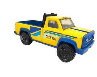 Tonka Pickup Truck Pressed Steel 1970s Yellow and Blue with Roll Bar Collectible