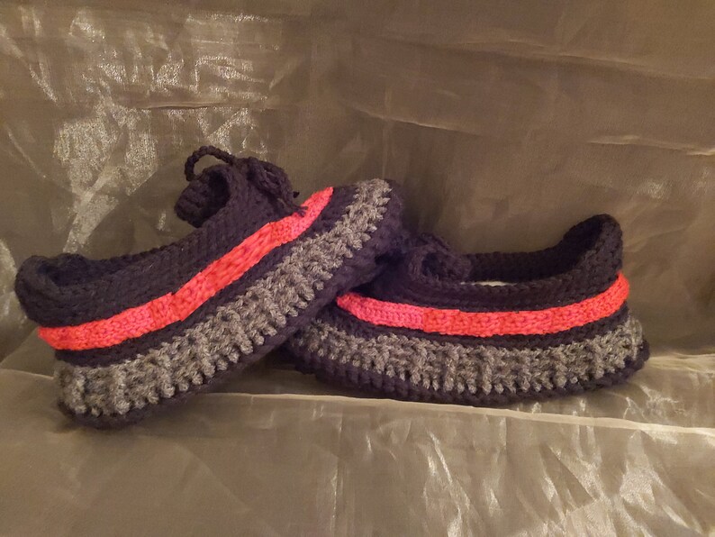 sneaker slippers yeezy