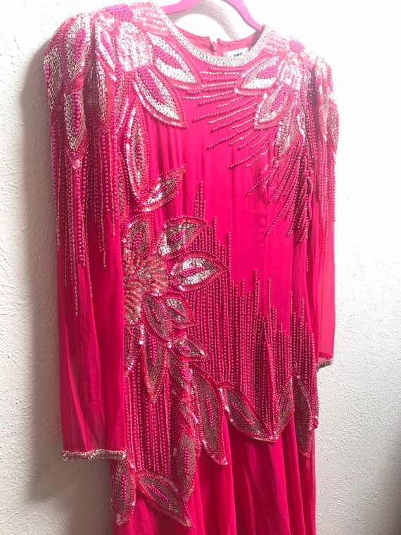 Size 14 Amazing hot pink beaded sequin vintage dre