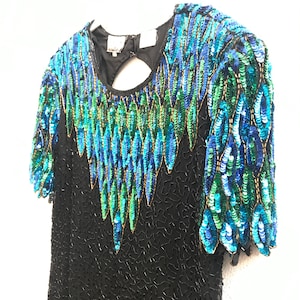 Gr. 42 Blau und Grünes Vintage Pailletten Kleid mit Schlüsselloch am Rücken