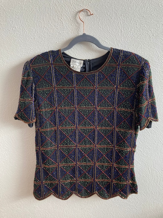Large Geometric Top Red Blue and Green