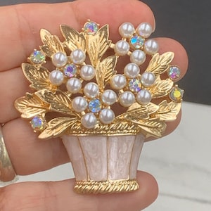 Rhinestone and enamel flower basket brooch/pin