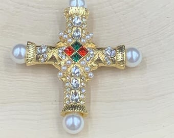 Rhinestone and faux pearl Cross Womens Brooch - Western Ranch Cowgirl Lapel Pin Jewelry - Modern Fashion Brooch