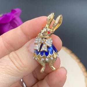 スワロフスキー社製、ブラックダイヤモンドとクリアクリスタルが
