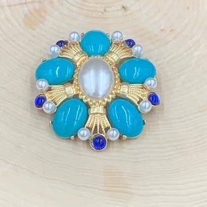 Large vintage style faux pearl and stones gold toned brooch