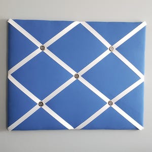 Tableau mémo français bleu roi - babillard ruban tissu bleu - tableau à épingles bleu - tableau ruban tissu Command Center - tableau mémoire bleu