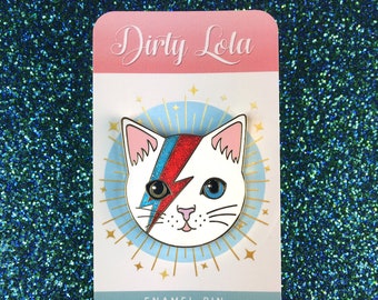 Kitty Stardust - Hard Enamel Pin - Pop Culture - Heros - Cat Lover - Enamel Pin - Artist pin - Dirty Lola