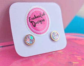 Pendientes de resina con purpurina rosa: joyería hipoalergénica hecha a mano