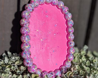 Bandeja para baratijas con purpurina rosa brillante