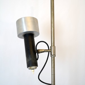 Lámpara de pie Vintage de níquel y laca con difusor orientable de Stilux Milano