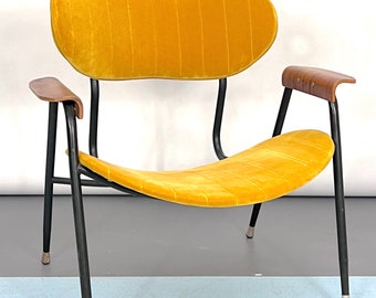 Vintage yellow velvet chair by Gastone Rinaldi for Rima. Italy 1950s