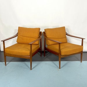 Par moderno de poltronas Walter Knoll de meados do século, modelo 550 dos anos 50