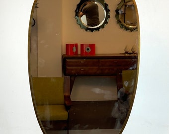Gio Ponti style, Mid-Century mirror in brass. Italy 1950s
