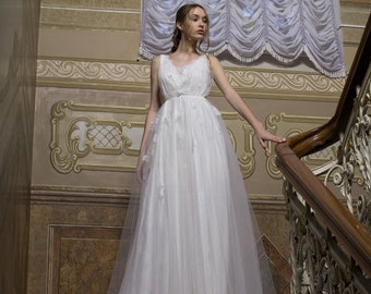 Simple Ivory Lace Beach Wedding Dress: Summer Bohemian Bridal Gown in A-line, 0142
