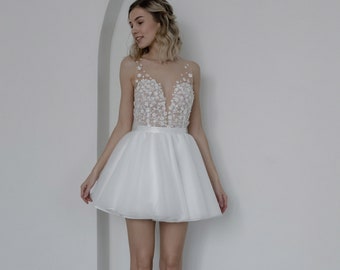 lace and sequin bodycon dress Lace-Up Stripe Iridescent White Sequin Bodycon Homecoming Dress –  FancyVestido