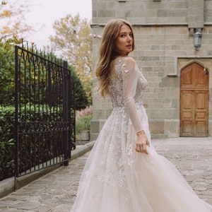 Flowy dress for wedding online