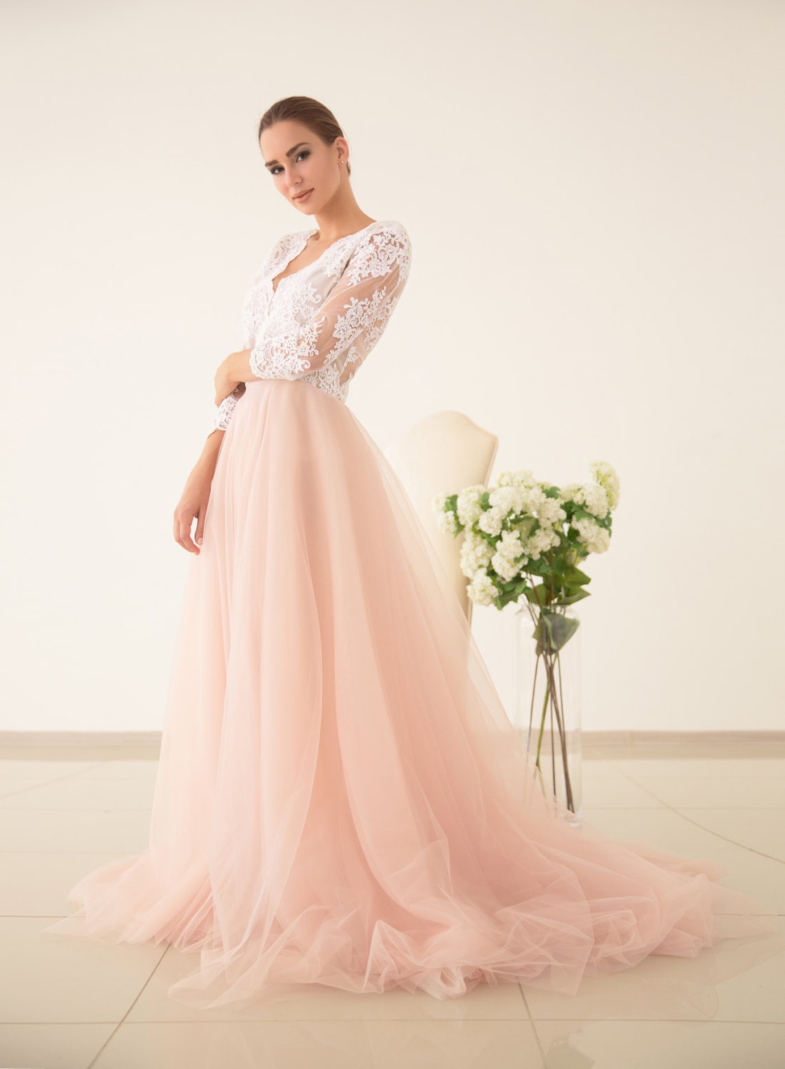 Tulle wedding dress Pink wedding dress V-neck wedding dress image 2