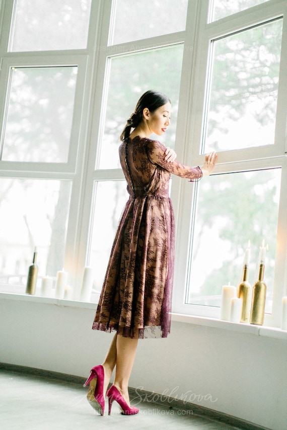 burgundy lace dress uk Queendancer Women Elegant Burgundy Lace Mother of the Bride Dress with  Short Sleeves Asymmetrical Round Neck Wedding Guest Dress – queendanceruk main image 0