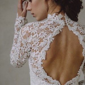 High neckline lace wedding dress with keyhole back, Vintage Lace Bridal Wedding Dress, fall wedding dress, crochet wedding dress 0227 / 2023