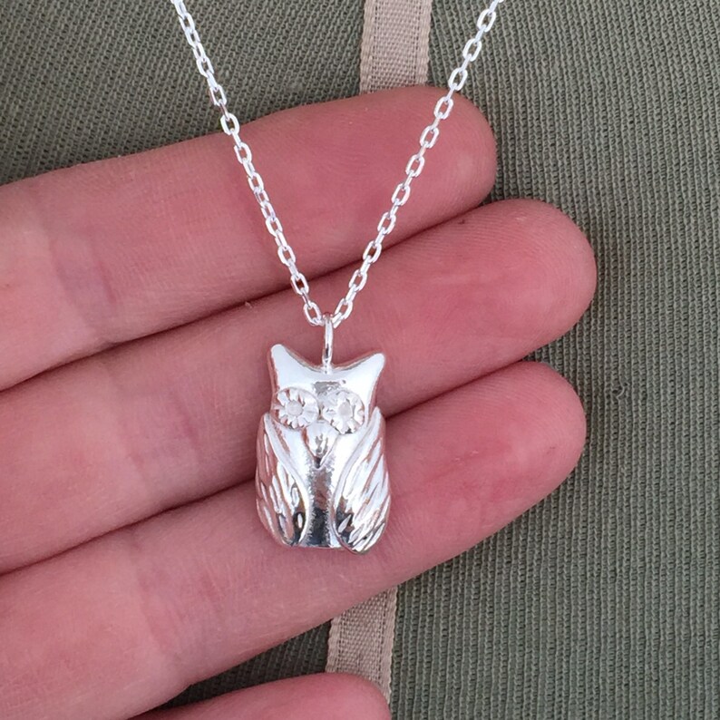 Silver owl necklace, little silver owl pendant. image 5