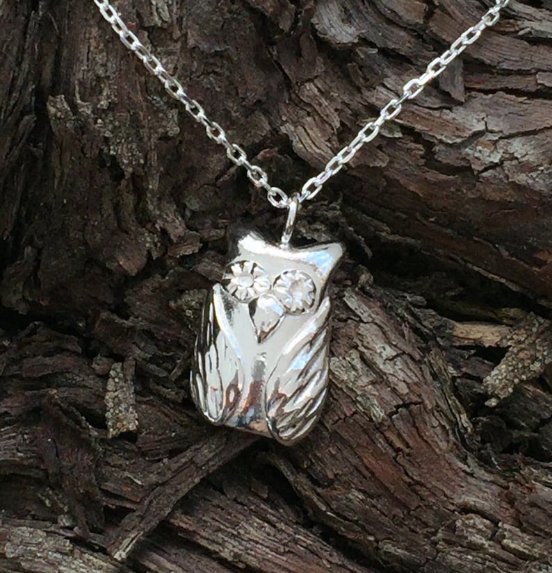 Silver owl necklace, little silver owl pendant. image 2