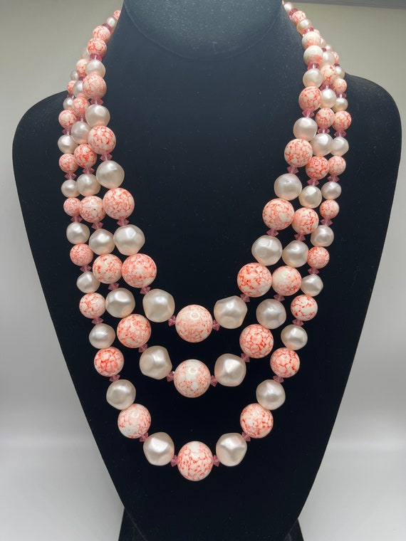 UNIQUE Vintage 3-Strand Pink and White Beaded Neck