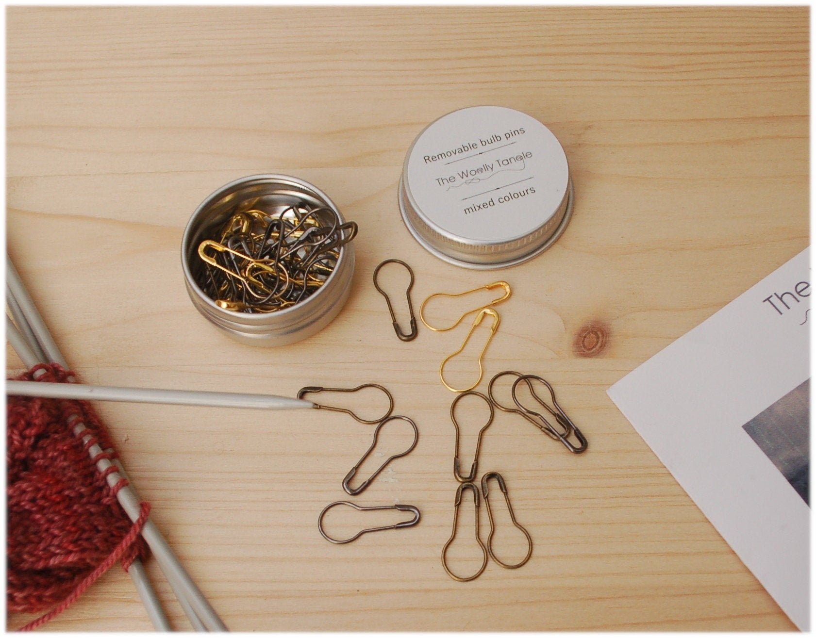 SAFETY PIN STITCH MARKERS + STORAGE TIN — YARNS