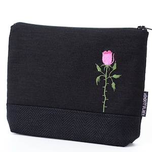 Borsa cosmetica in lino nero, borsa per il trucco, borsa in lino nero con rosa, rosa rosa