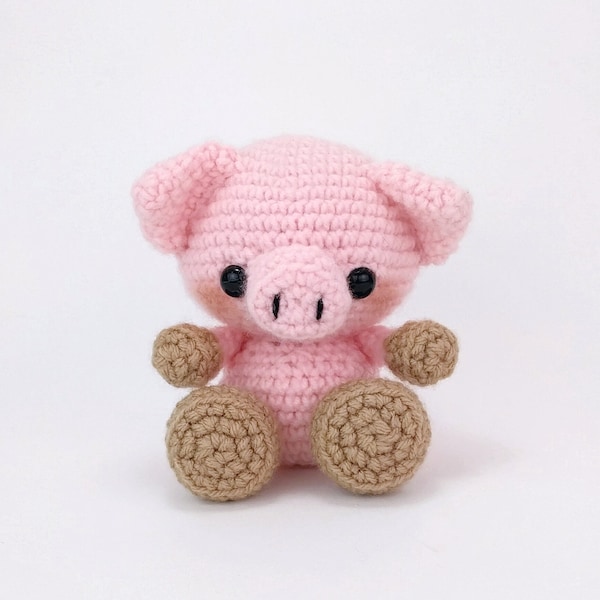 PATTERN: Pearl the Pig - Crochet pig pattern - amigurumi pig pattern - crocheted piglet pattern - PDF crochet pattern