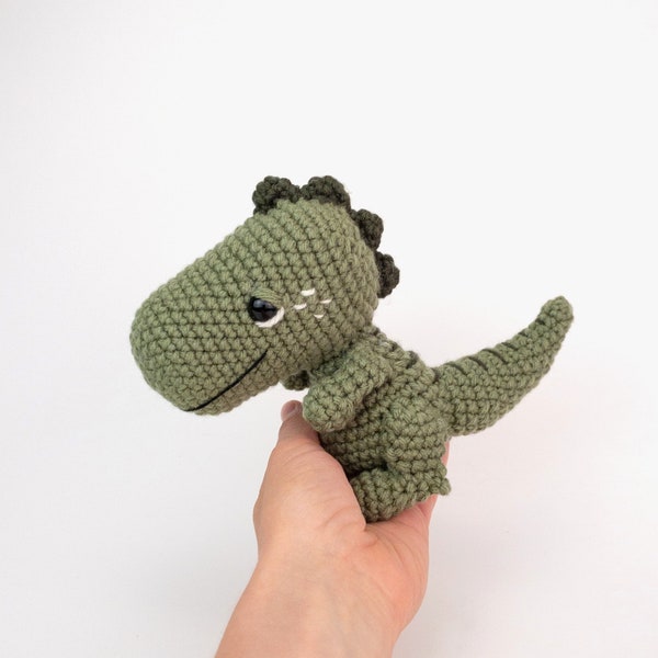 PATTERN: Viktor the Velociraptor - Crochet raptor pattern - amigurumi velociraptor pattern - crocheted dinosaur - PDF crochet pattern