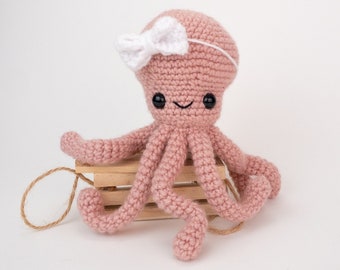 PATTERN: Olivia the Octopus pattern - amigurumi octopus pattern - crocheted octopus pattern - crochet octopus - PDF crochet pattern