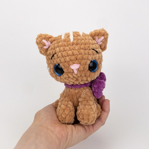 PATTERN: Plush Cinnabun the Cat pattern - amigurumi chunky cat pattern - easy kitten plushie - PDF crochet pattern