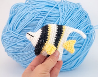 PATTERN: Angelo the Angelfish pattern - amigurumi angelfish pattern - crochet angelfish pattern - PDF crochet pattern