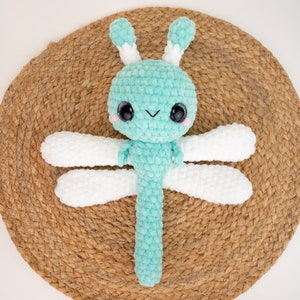 PATTERN: Plush Dania the Dragonfly pattern - amigurumi chunky dragonfly pattern - dragonfly plushie pattern - PDF crochet pattern