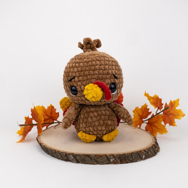 PATTERN: Plush Tucker the Turkey pattern - amigurumi chunky turkey pattern - super bulky yarn turkey plushie - PDF crochet pattern