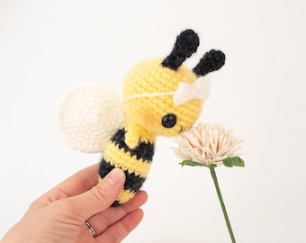 PATTERN: Phoebee the Bee - Crochet bee pattern - amigurumi bee pattern - crocheted bumblebee pattern - PDF crochet pattern